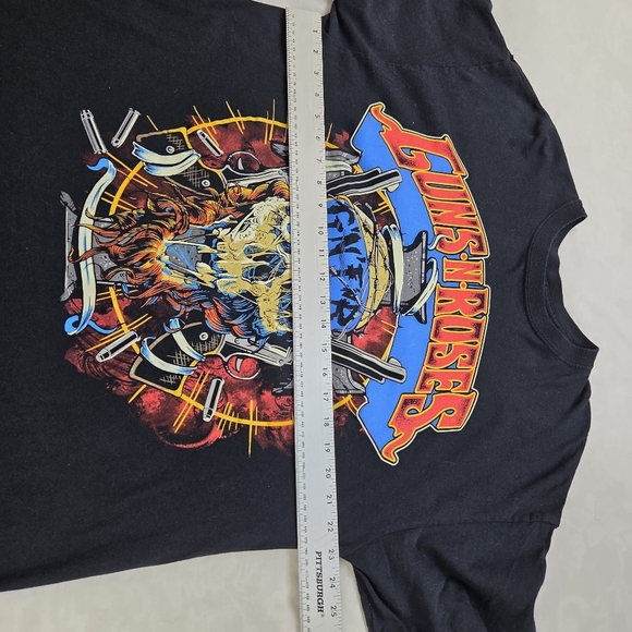 Guns N' Roses 2017"Not In This Lifetime" Tour T-Shirt Size XL - Picture 7 of 10